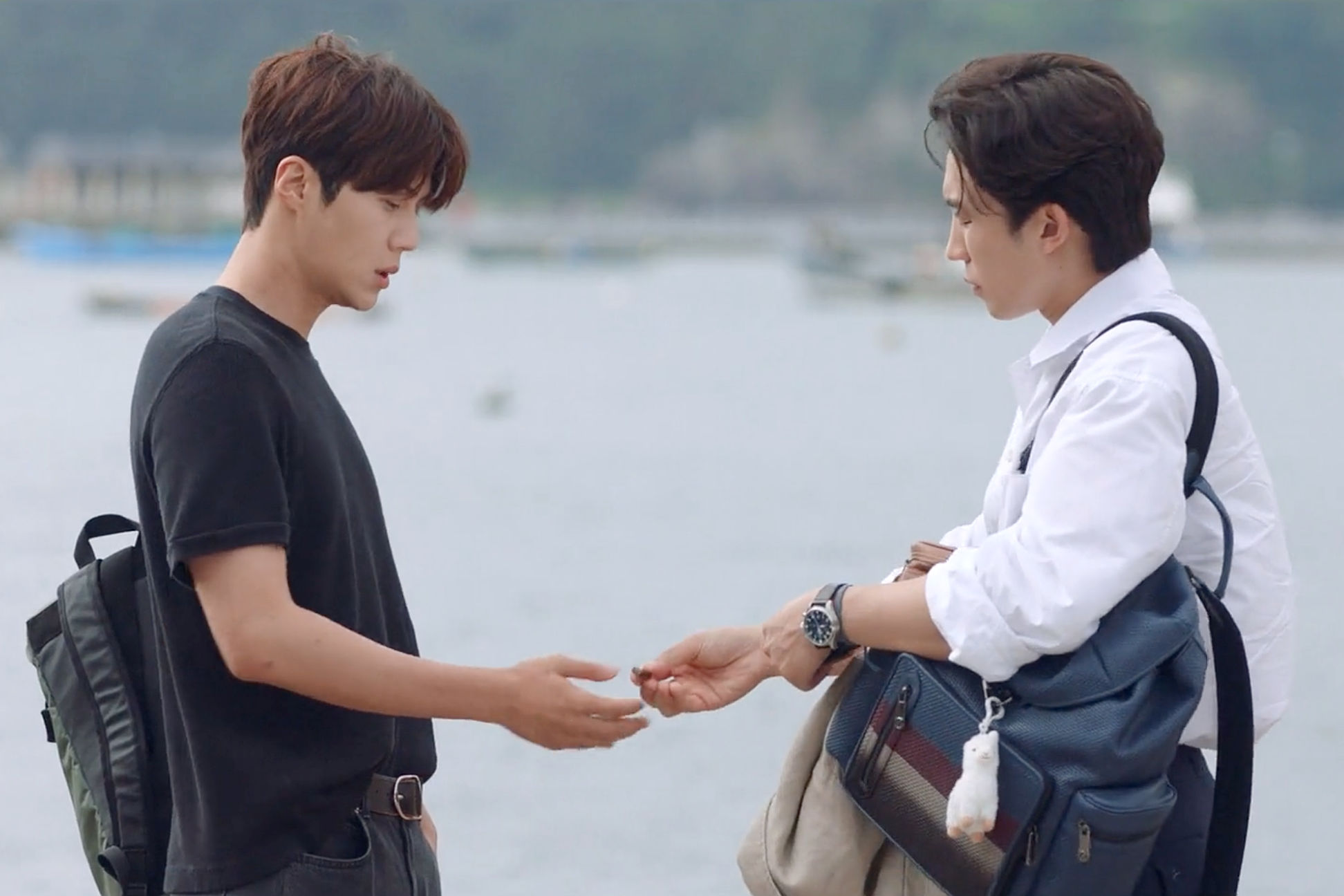Kim Seon-ho being offered Kopiko coffee candy in Hometown Cha-Cha-Cha